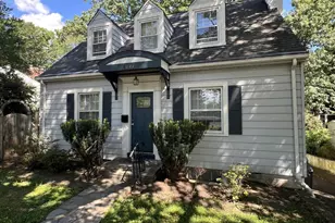 4027 N Glebe Rd, Arlington, VA 22207 - Photo 1
