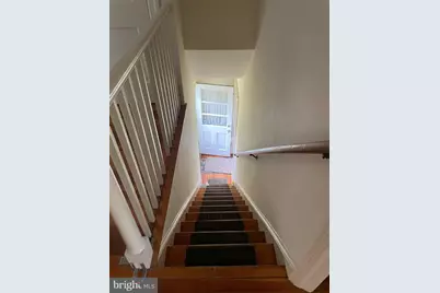 2210 N Lexington Street #UPPER LEVEL, Arlington, VA 22205 - Photo 4
