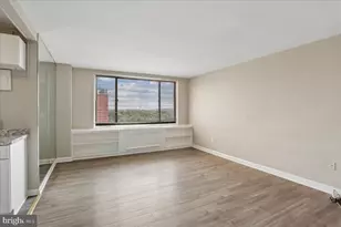1021 S Arlington Blvd, Arlington, VA 22209 - Photo 12