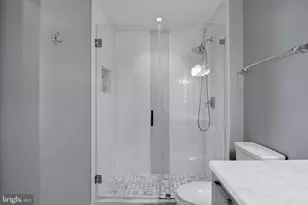 3650 S Glebe Rd, Arlington, VA 22202 - Photo 34