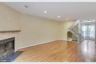 2107 N Rolfe Street #D, Arlington, VA 22209 - Photo 6