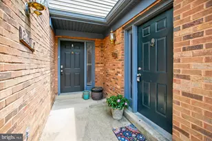 2107 N Rolfe St, Arlington, VA 22209 - Photo 2