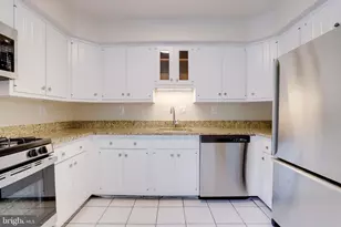 1871 N Adams St, Arlington, VA 22201 - Photo 10