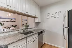 1020 N Stafford St, Arlington, VA 22201 - Photo 6
