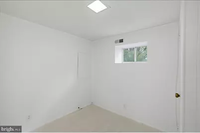 4825 28th Street S #A, Arlington, VA 22206 - Photo 6