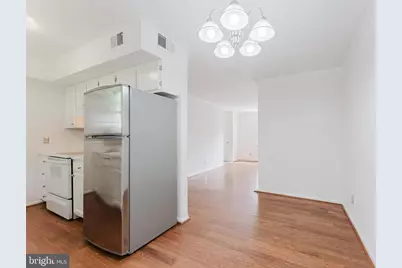 2725 S Walter Reed Drive #B, Arlington, VA 22206 - Photo 8