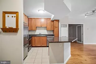 [Address not provided], Arlington, VA 22203 - Photo 8
