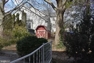 6001 26th St N, Arlington, VA 22207 - Photo 2
