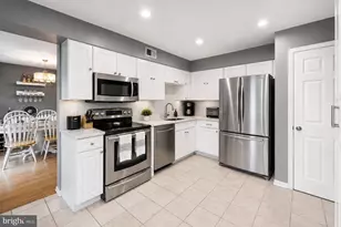904 S Monroe St, Arlington, VA 22204 - Photo 2