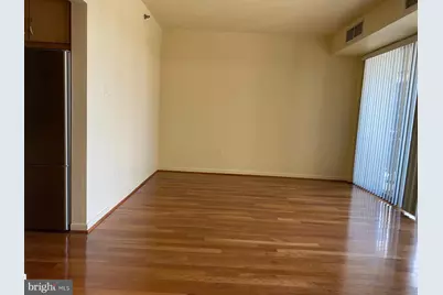 1530 Key Boulevard #1229, Arlington, VA 22209 - Photo 4