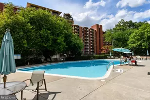 1300 S Arlington Ridge Rd, Arlington, VA 22202 - Photo 24
