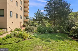 1101 S Arlington Ridge Rd, Arlington, VA 22202 - Photo 52
