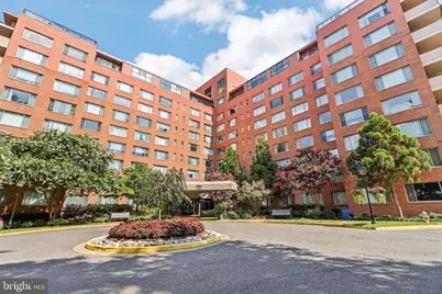 1111 Arlington Boulevard #431, Arlington, VA 22209 - Photo 2