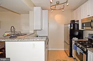 851 N Glebe Rd, Arlington, VA 22203 - Photo 8