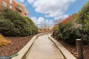 3600 S Glebe Rd, Arlington, VA 22202 - Photo 38