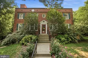 1917 N Rhodes St, Arlington, VA 22201 - Photo 1