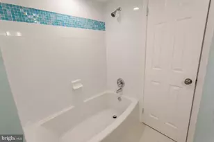 1419 N Longfellow St, Arlington, VA 22205 - Photo 44