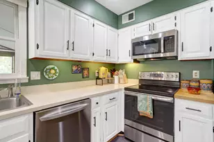 5854 26th St N, Arlington, VA 22207 - Photo 8