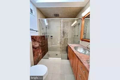 4567 25th Road N, Arlington, VA 22207 - Photo 32