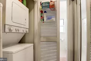 2925 S Woodstock St, Arlington, VA 22206 - Photo 12