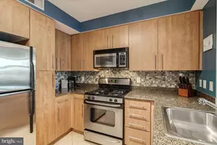1021 N Garfield St, Arlington, VA 22201 - Photo 6