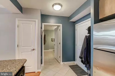 1021 N Garfield Street #611, Arlington, VA 22201 - Photo 8