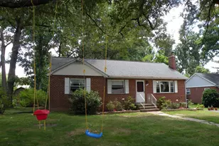 6816 29th St N, Arlington, VA 22213 - Photo 2