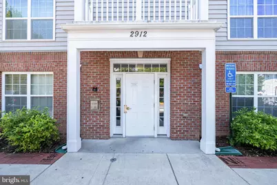 2912 17th Street S #103, Arlington, VA 22204 - Photo 2