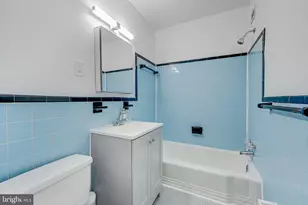 1200 S Arlington Ridge Rd, Arlington, VA 22202 - Photo 12