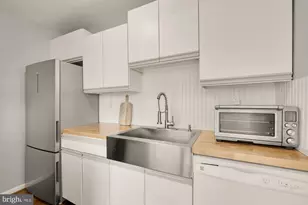 4390 Lorcom Ln, Arlington, VA 22207 - Photo 12