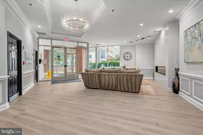 1001 N Vermont Street #905, Arlington, VA 22201 - Photo 28