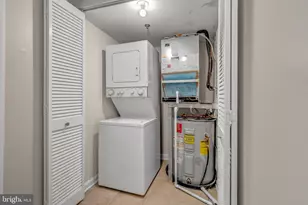 1001 N Vermont St, Arlington, VA 22201 - Photo 10