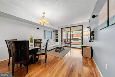 1001 N Vermont Street #905, Arlington, VA 22201 - Photo 8