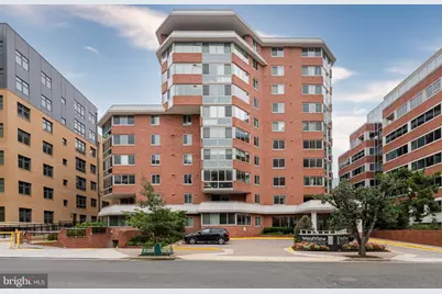 1001 N Vermont Street #905, Arlington, VA 22201 - Photo 26