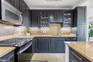 2200 N Westmoreland St, Arlington, VA 22213 - Photo 2