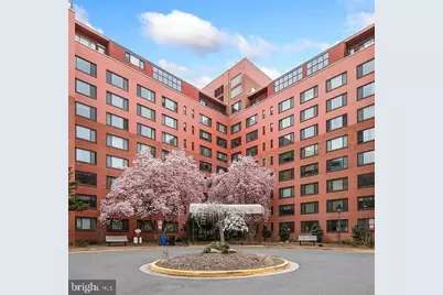 1021 Arlington Boulevard #905, Arlington, VA 22209 - Photo 1