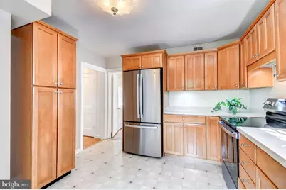 5712 4th Street S, Arlington, VA 22204 - Photo 8