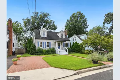 5712 4th Street S, Arlington, VA 22204 - Photo 2