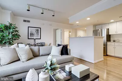 2220 Fairfax Drive N #803, Arlington, VA 22201 - Photo 2