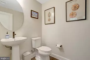 1020 S Taylor Ct, Arlington, VA 22207 - Photo 38