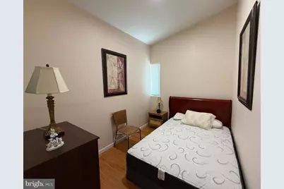 4915 36th Street N #2, Arlington, VA 22207 - Photo 2