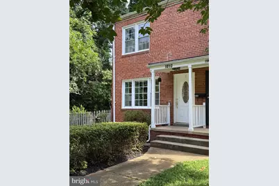 1013 S Buchanan Street, Arlington, VA 22204 - Photo 2