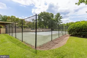 1300 Army Navy Dr, Arlington, VA 22202 - Photo 30