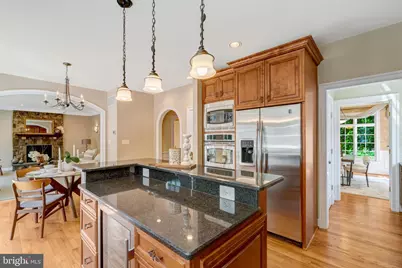 3212 N Rochester Street, Arlington, VA 22213 - Photo 10