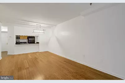 1029 N Stuart Street N #202, Arlington, VA 22201 - Photo 14
