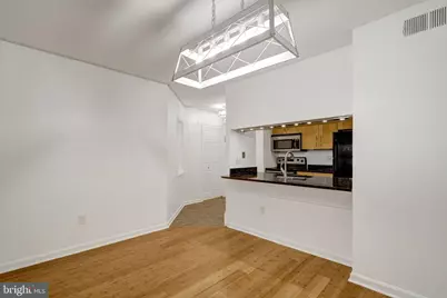1029 N Stuart Street N #202, Arlington, VA 22201 - Photo 10