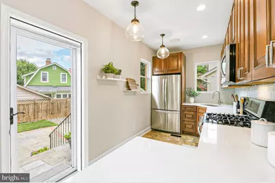 255 N Bryan Street N, Arlington, VA 22201 - Photo 12