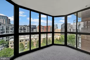1600 N Oak St, Arlington, VA 22209 - Photo 2