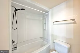 1600 N Oak St, Arlington, VA 22209 - Photo 22