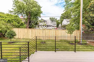 1015 21st St S, Arlington, VA 22202 - Photo 54